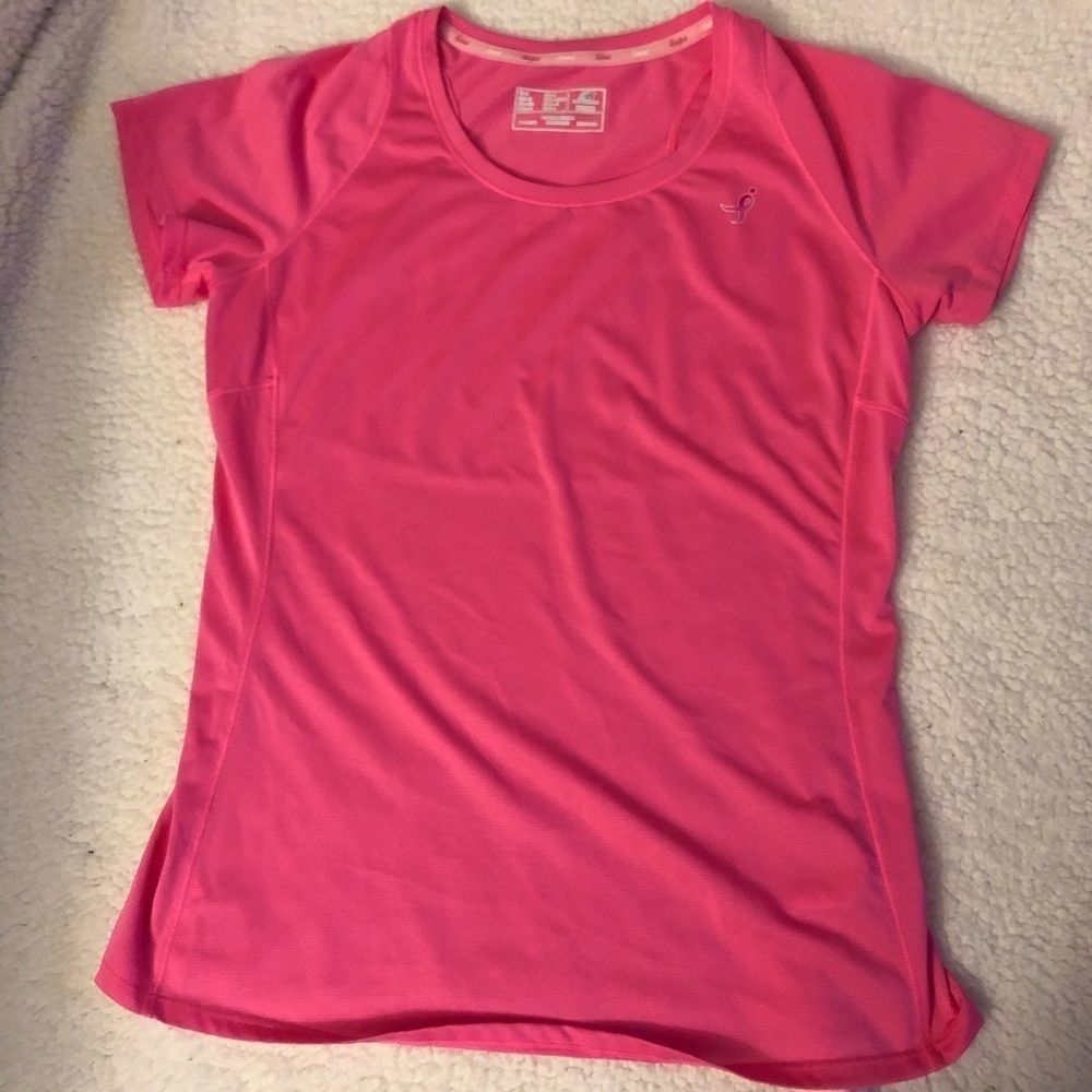 EUC New Balance workout top size medium